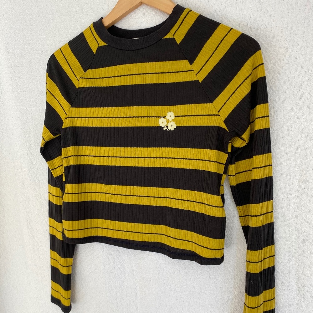 UO Cropped Shirt